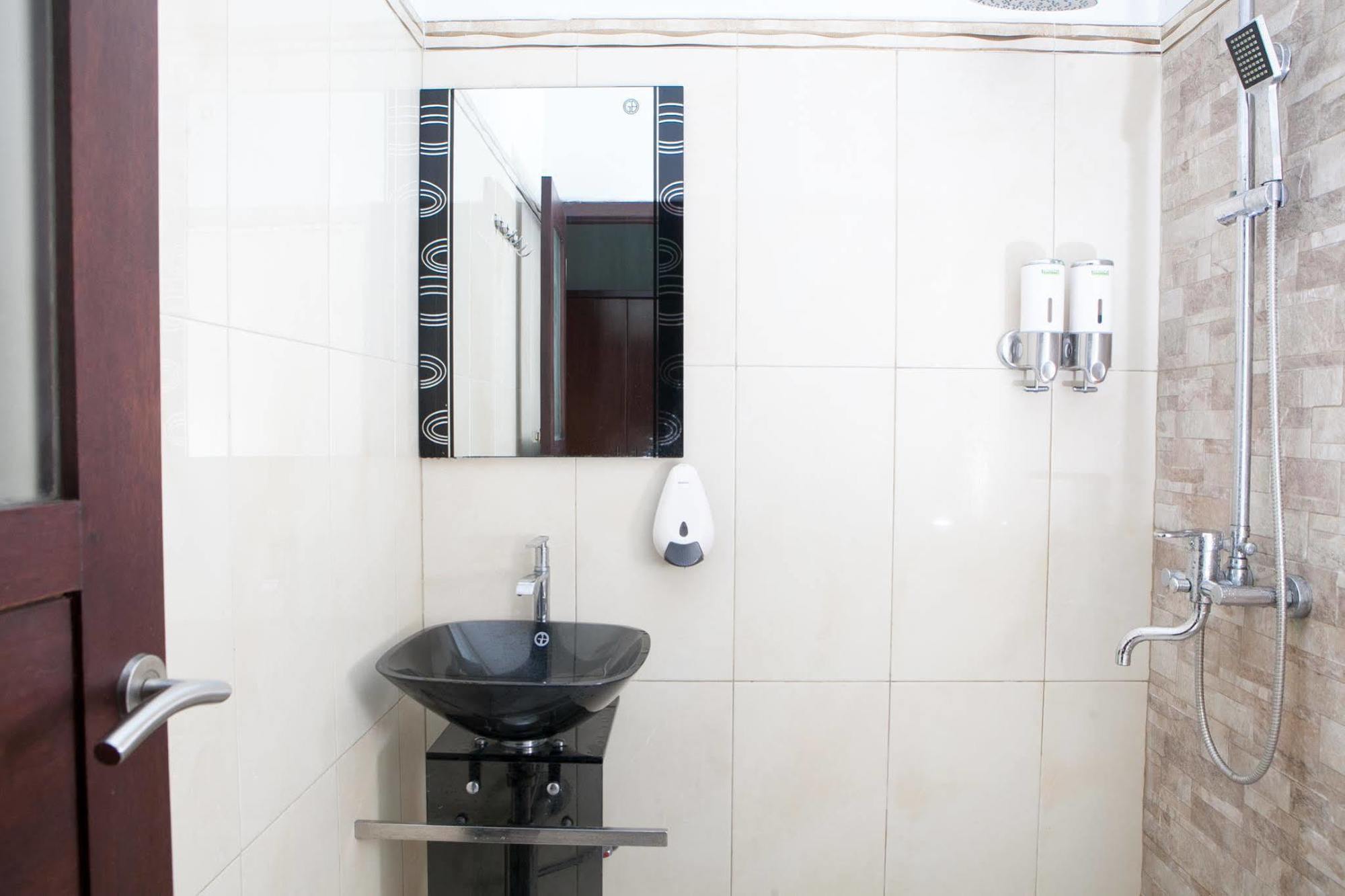 Reddoorz Plus @ Talaga Bodas Bandung Ngoại thất bức ảnh